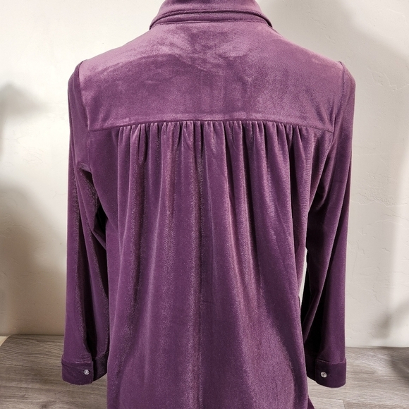 J Jill Purple Velvet Tunic  Wearever Collection S  Soft Back Shirred Back Button - Picture 2 of 11